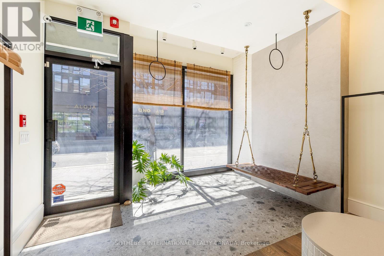 872 College Street, Toronto, Ontario  M6H 1A3 - Photo 4 - C12668186