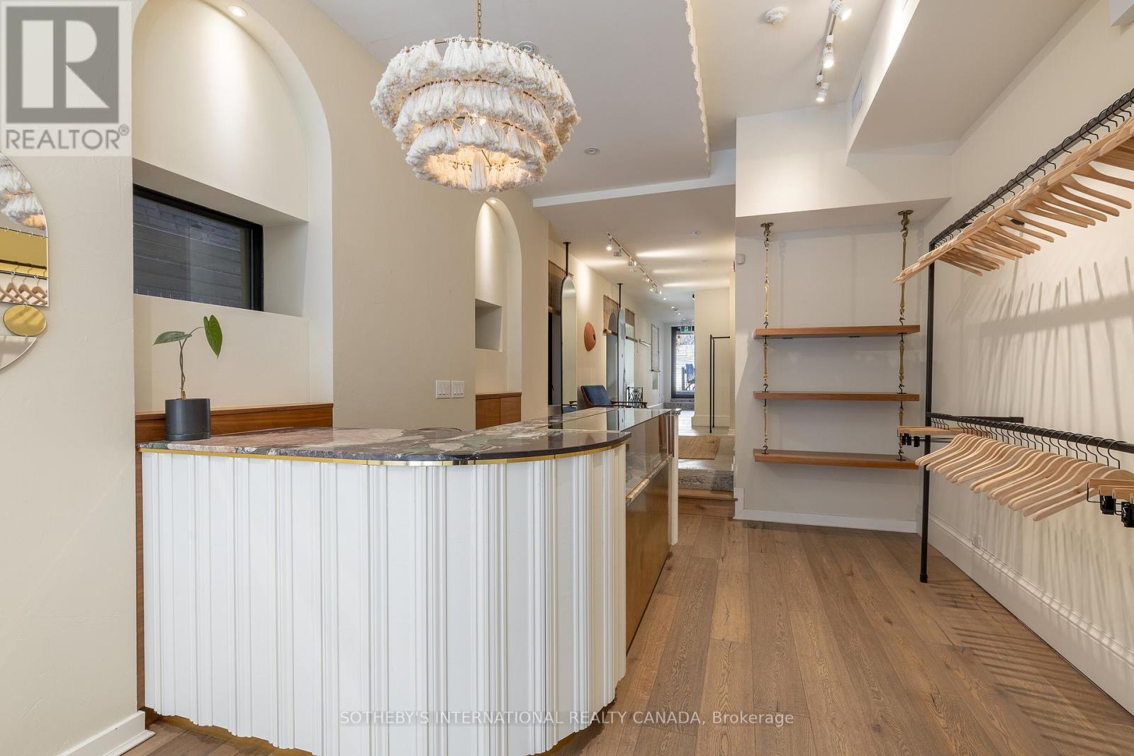 872 College Street, Toronto, Ontario  M6H 1A3 - Photo 9 - C12668186