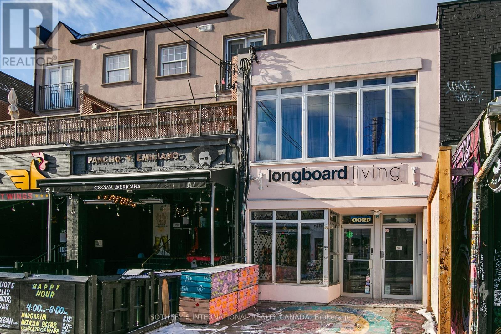 Main Floor - 202 Augusta Avenue, Toronto, Ontario  M5T 2L6 - Photo 3 - C12668216