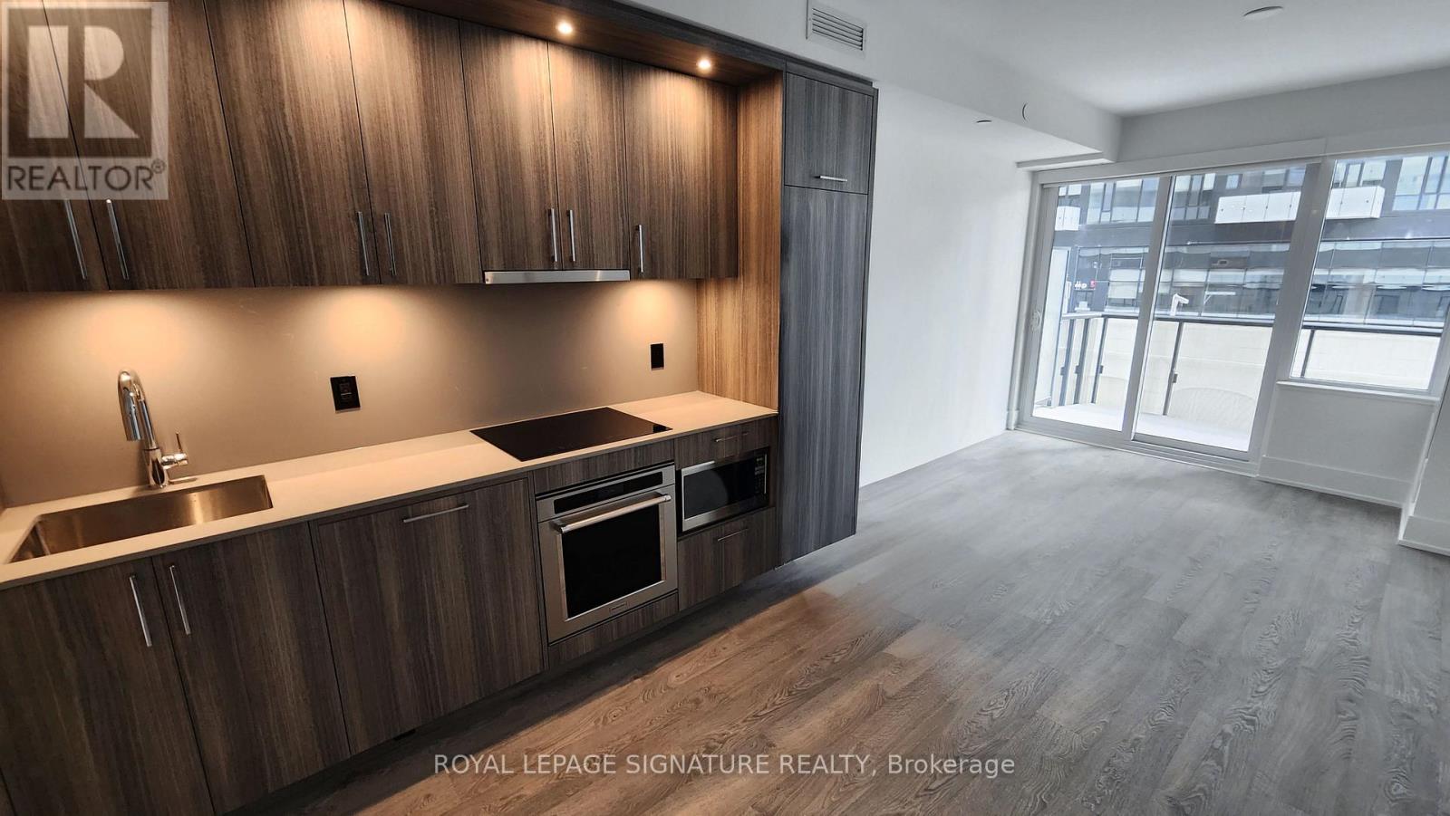 811 - 480 Front Street W, Toronto, Ontario  M5V 0V5 - Photo 6 - C12668234