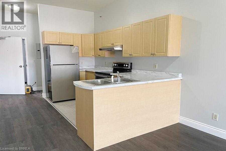 150 Colborne Street Unit# 403, Brantford, Ontario  N3T 2G7 - Photo 7 - 40796436