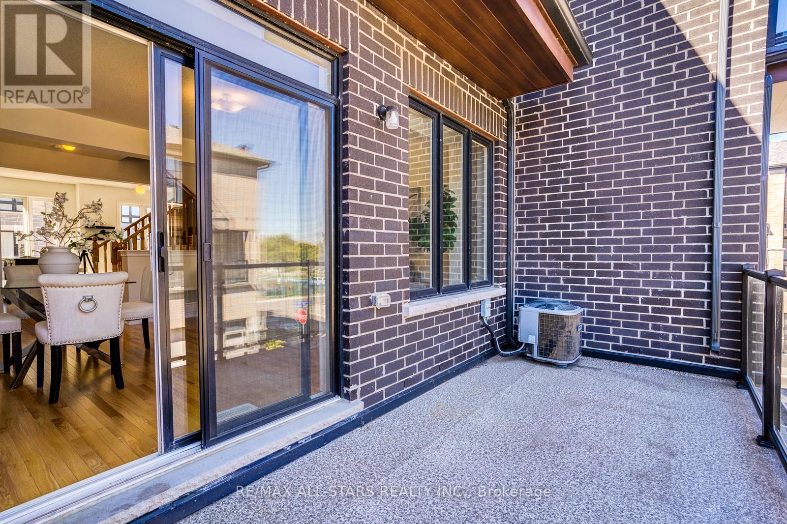 41 Steamboat Way, Whitby, Ontario  L1N 0M6 - Photo 22 - E12662616