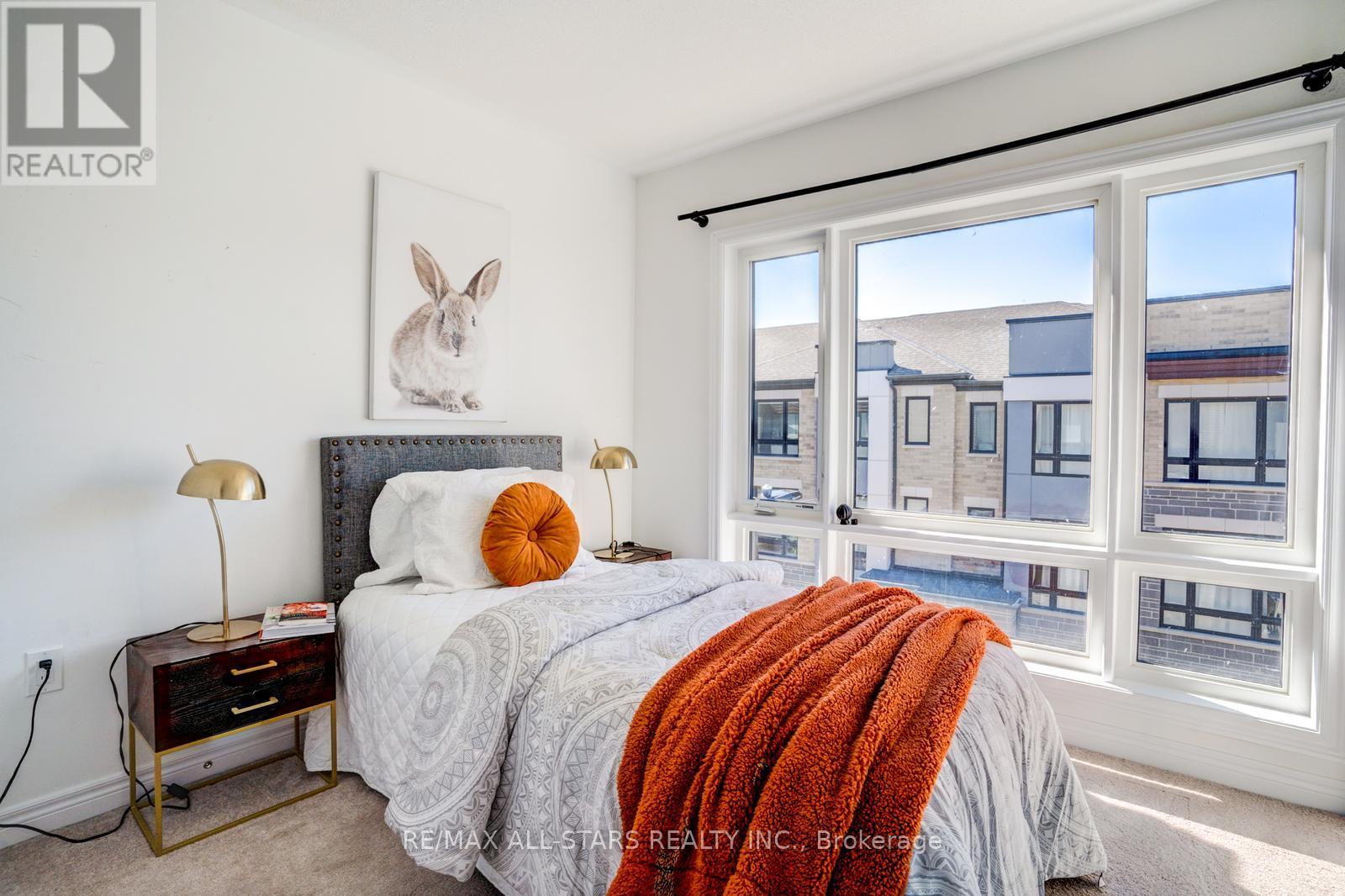 41 Steamboat Way, Whitby, Ontario  L1N 0M6 - Photo 33 - E12662616