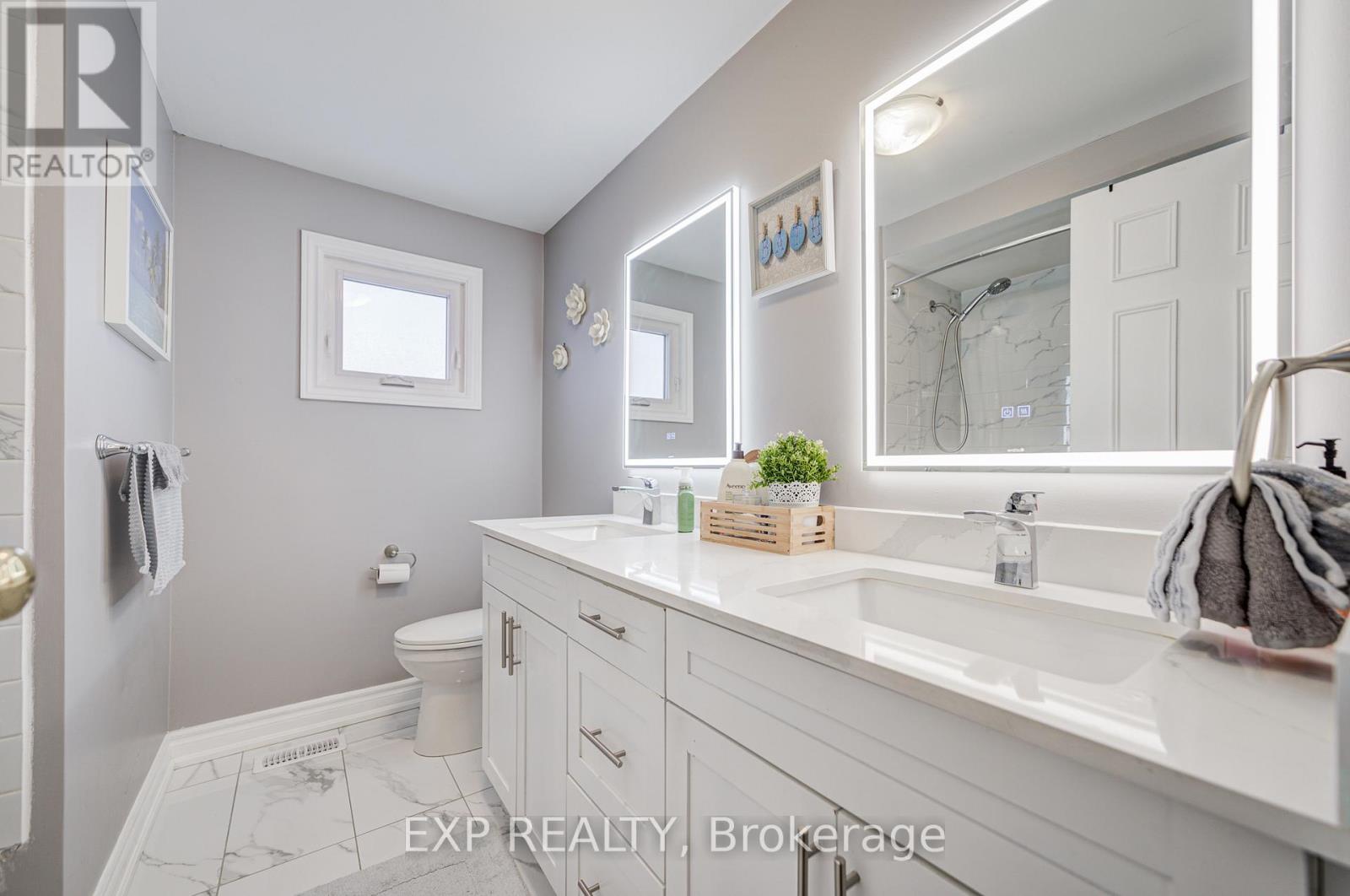 11 Eberlee Court, Whitby, Ontario  L1N 8C9 - Photo 37 - E12667964