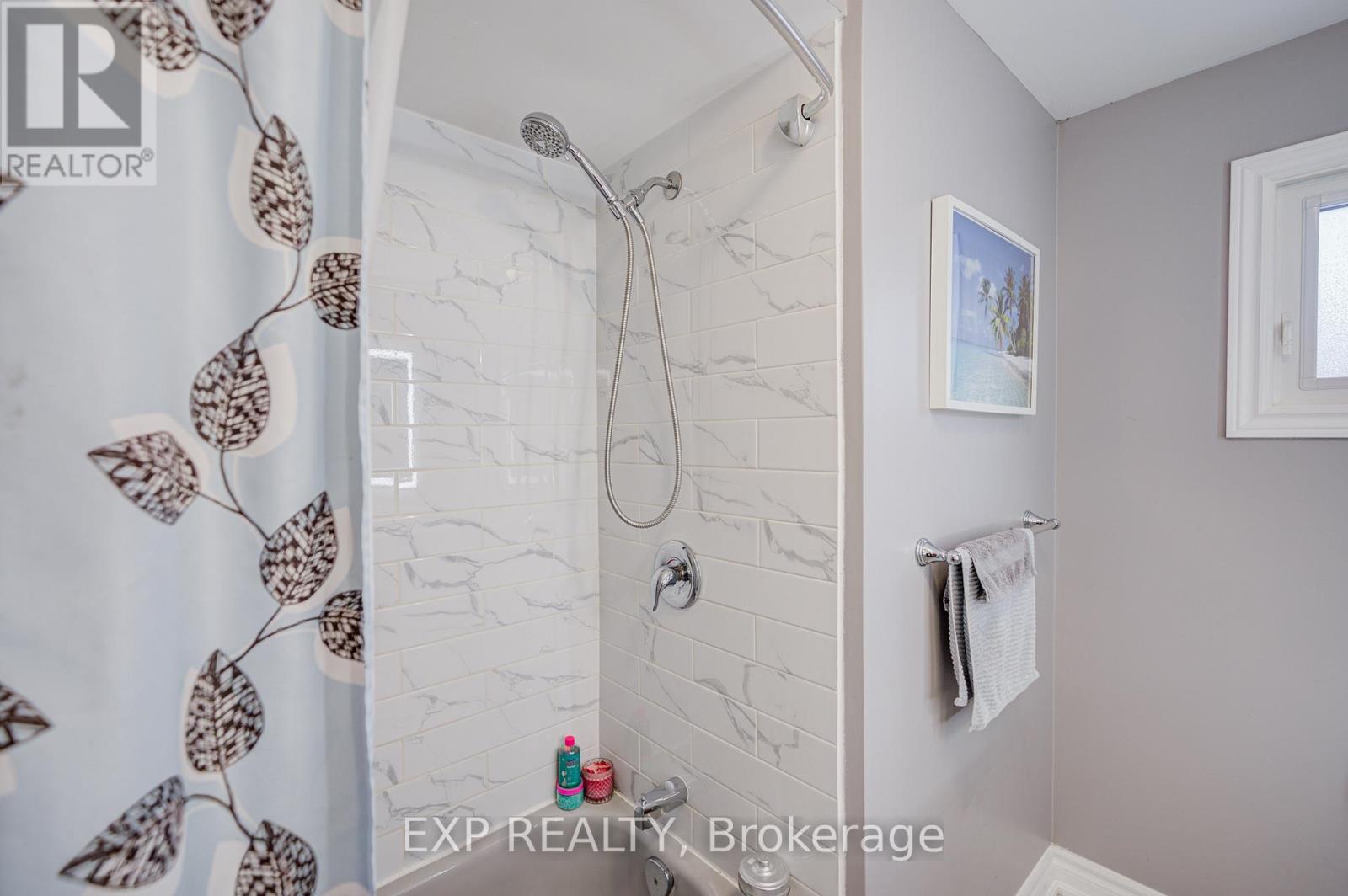 11 Eberlee Court, Whitby, Ontario  L1N 8C9 - Photo 38 - E12667964