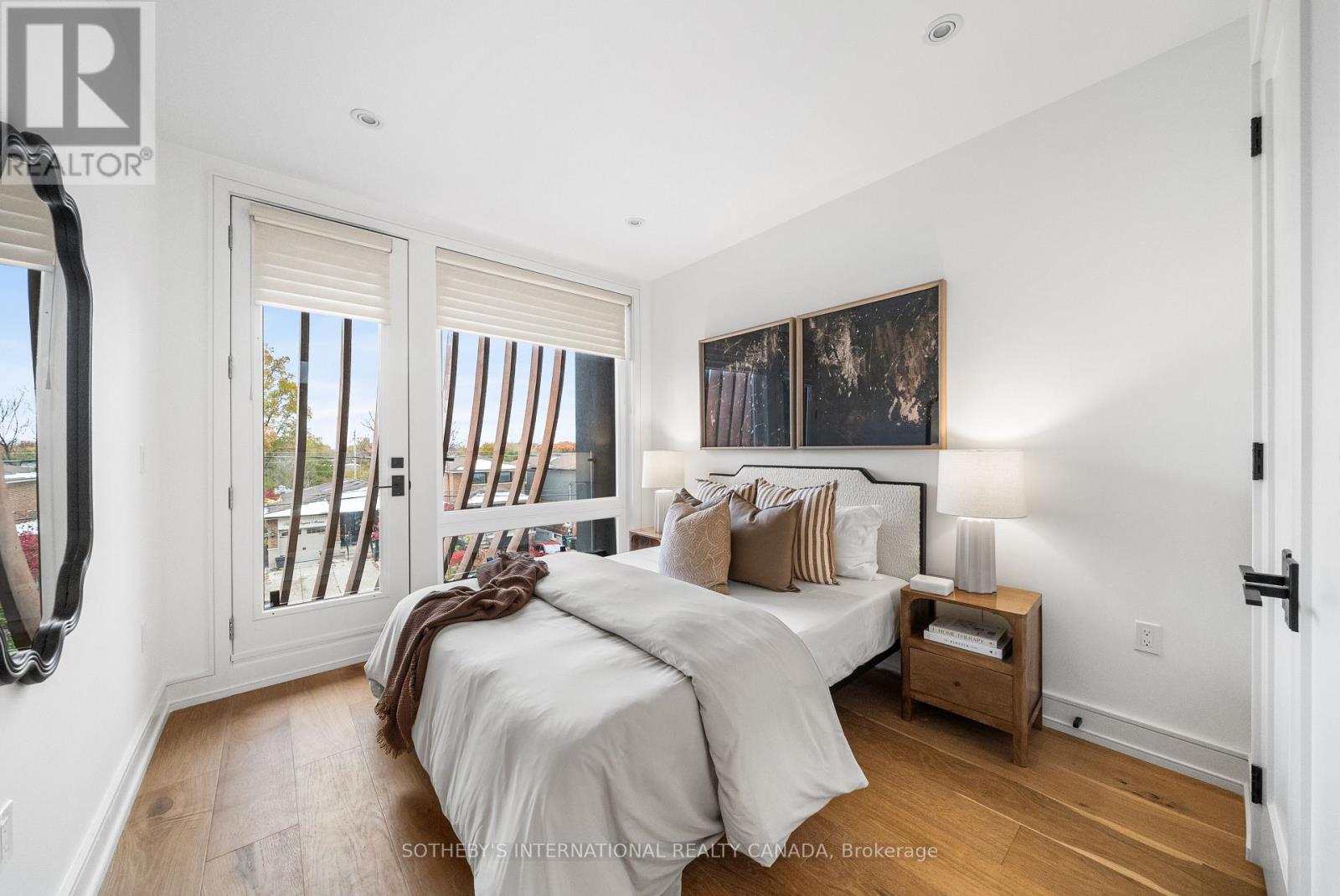 83 Virginia Avenue, Toronto, Ontario  M4C 2S8 - Photo 24 - E12668036