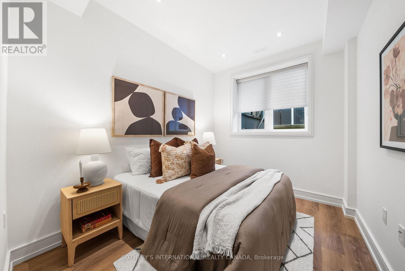 83 Virginia Avenue, Toronto, Ontario  M4C 2S8 - Photo 31 - E12668036