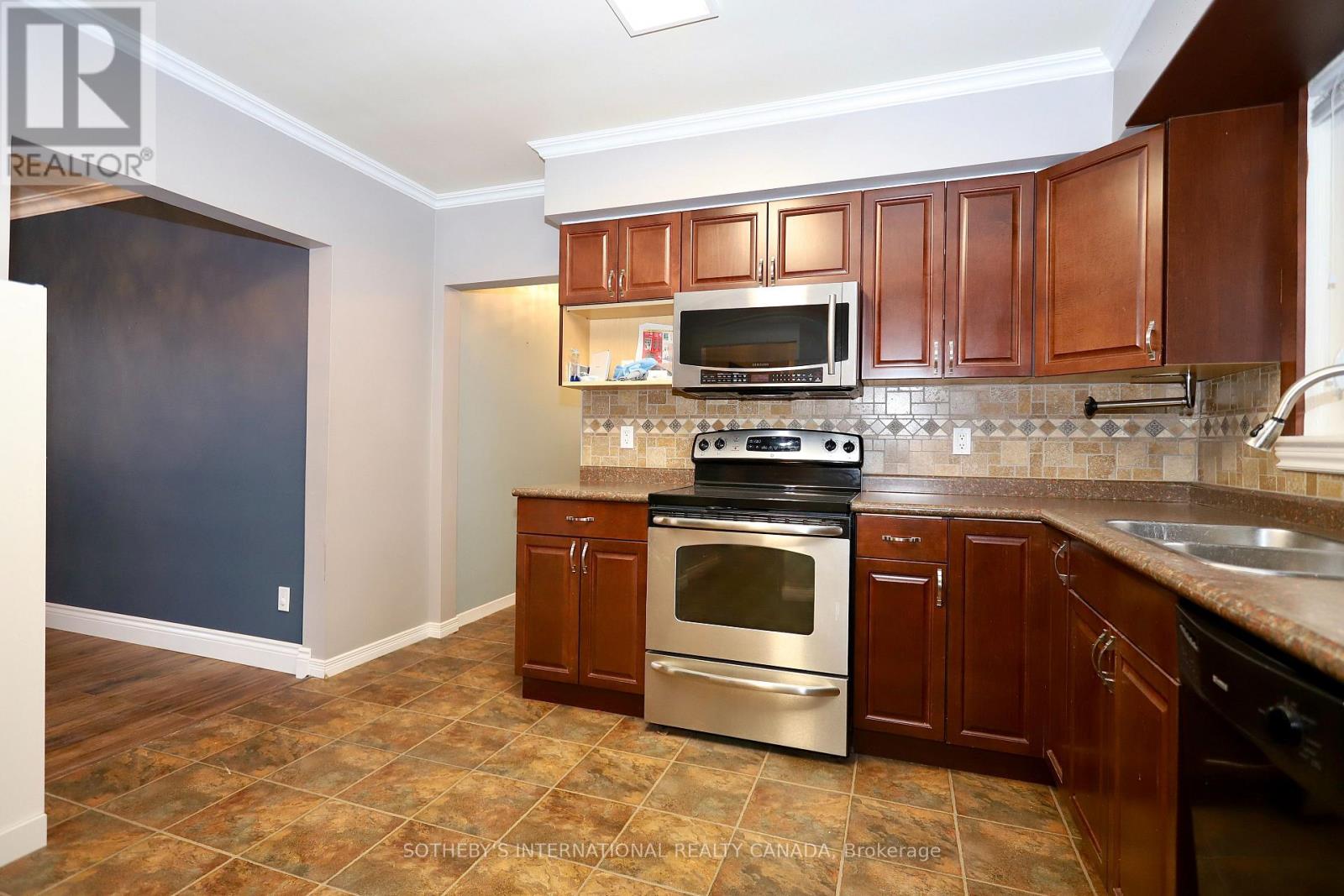 Main - 885 Myers Street, Oshawa, Ontario  L1N 5N3 - Photo 9 - E12668116