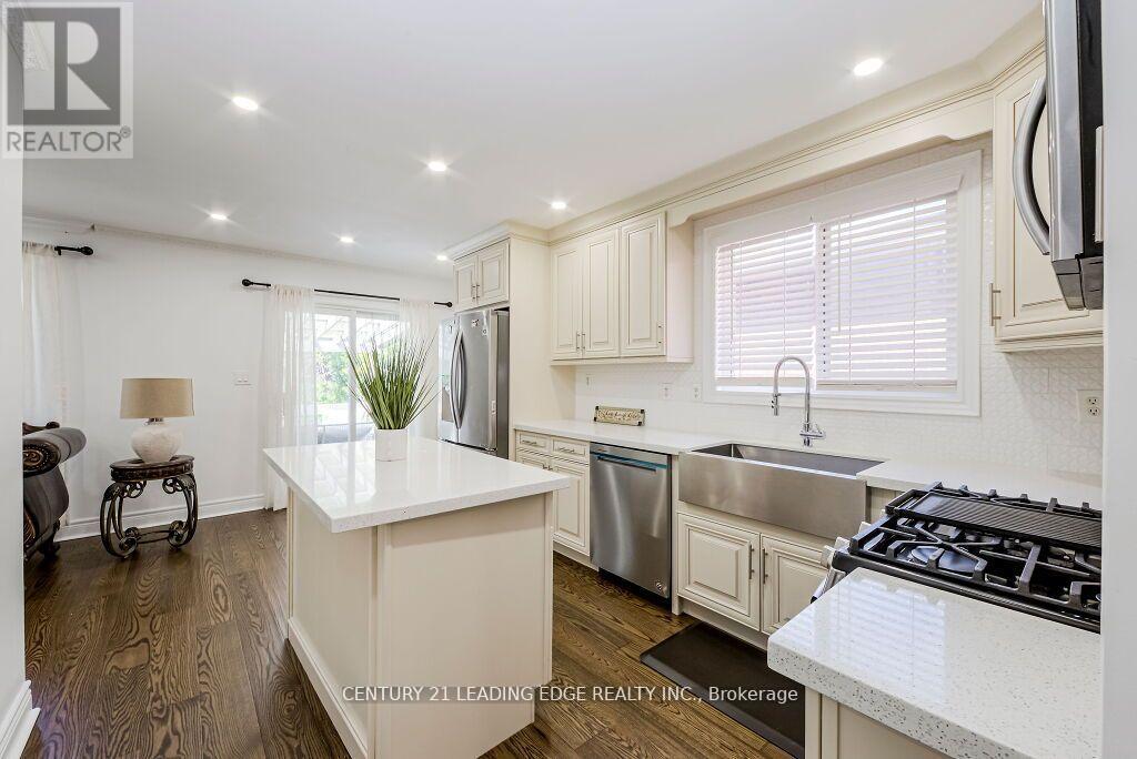 33 Markwood Crescent, Whitby, Ontario  L1R 2S3 - Photo 12 - E12668262