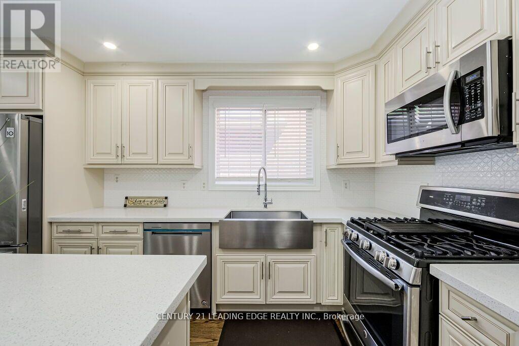 33 Markwood Crescent, Whitby, Ontario  L1R 2S3 - Photo 13 - E12668262