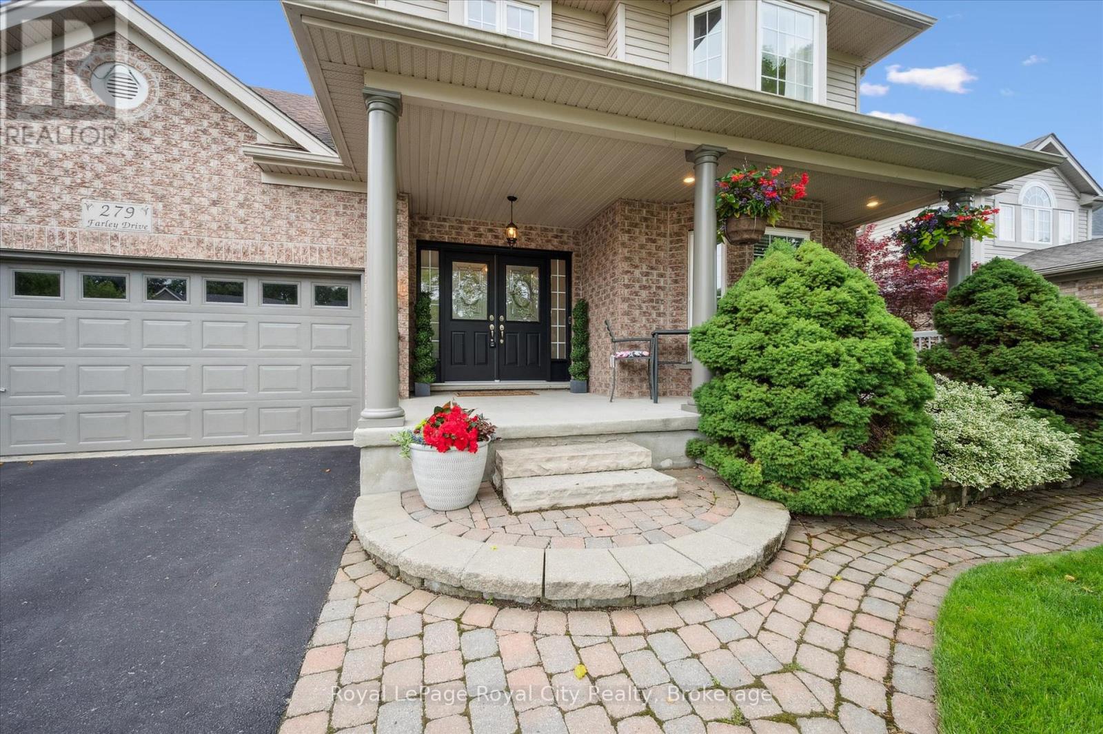 279 Farley Drive, Guelph, Ontario N1L 1N6 - Photo 2 - X12668128