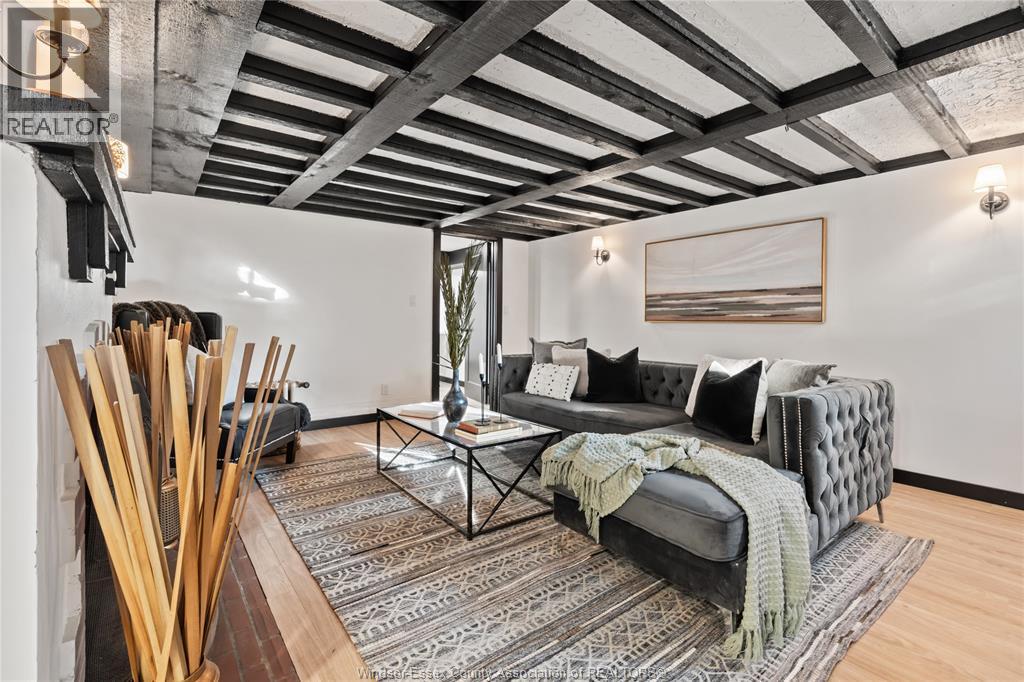 2163 Victoria, Windsor, Ontario  N8X 1P8 - Photo 35 - 26000312