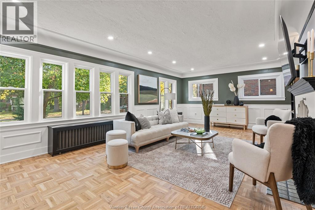 2163 Victoria, Windsor, Ontario  N8X 1P8 - Photo 8 - 26000312
