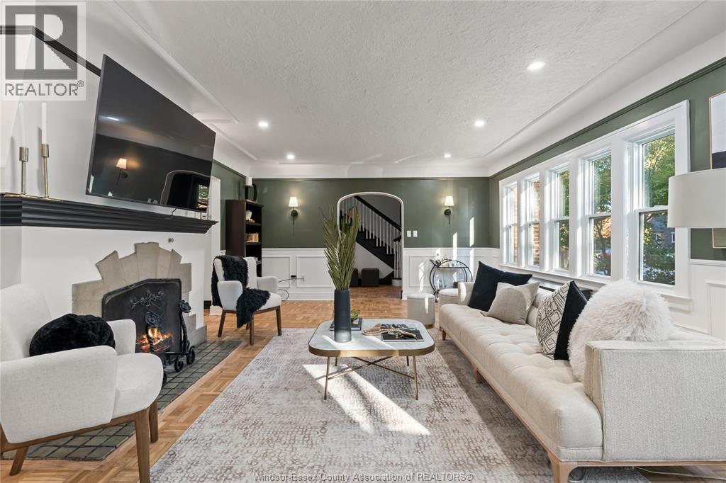 2163 Victoria, Windsor, Ontario  N8X 1P8 - Photo 9 - 26000312