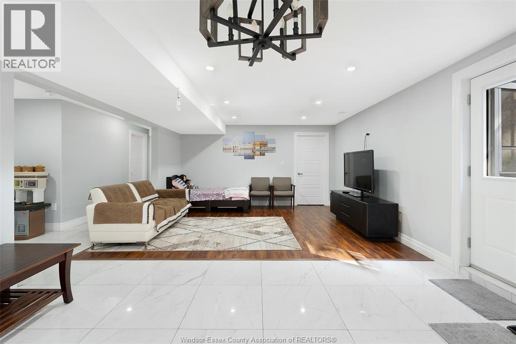 1581 Rockport, Windsor, Ontario N9G 0B6 - Photo 32 - 26000302