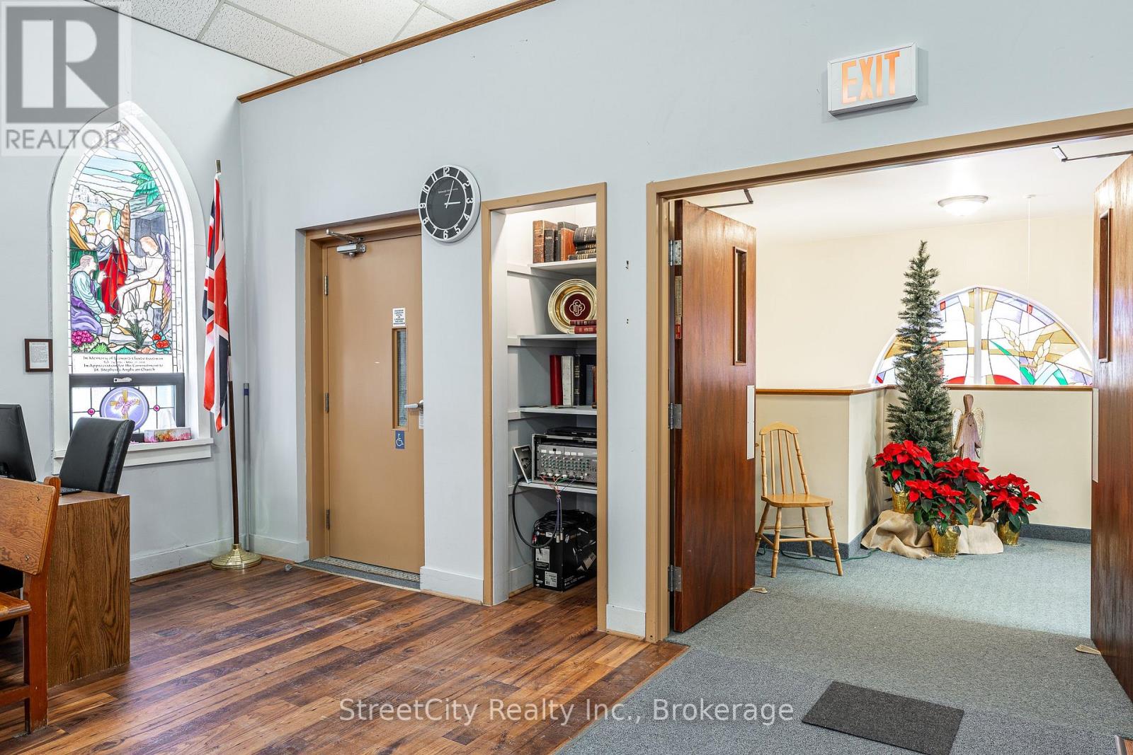 133 Home Street, Stratford, Ontario  N5A 2A2 - Photo 9 - X12668198