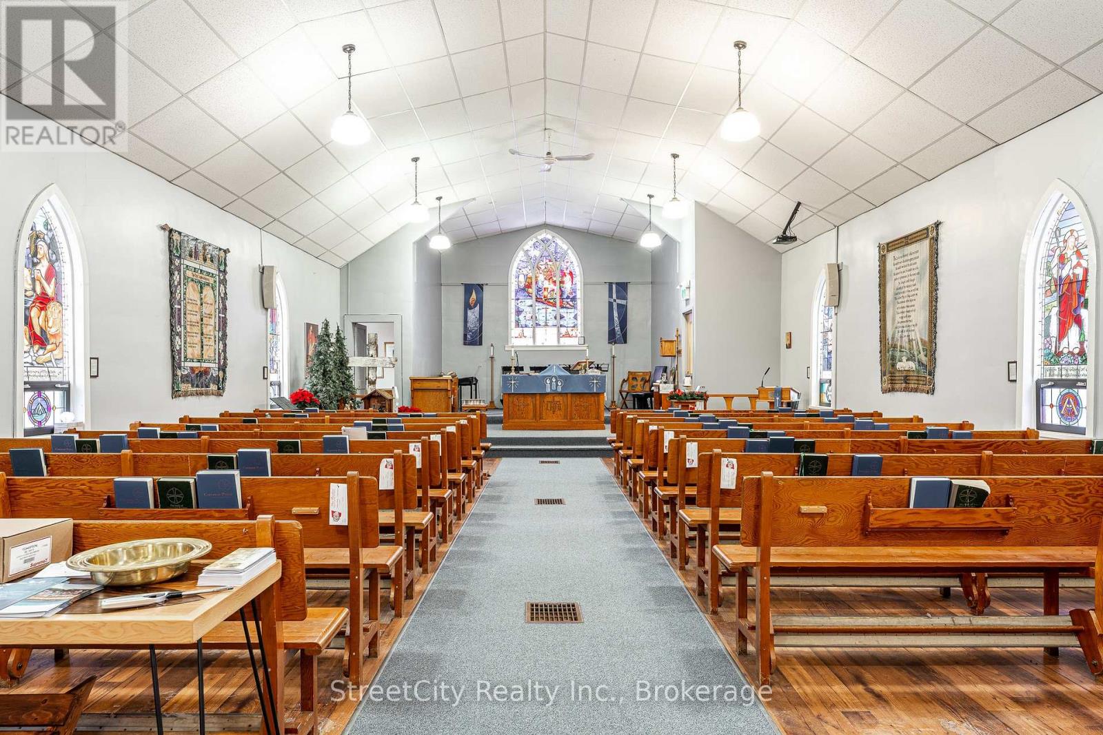 133 Home Street, Stratford, Ontario  N5A 2A2 - Photo 7 - X12668198