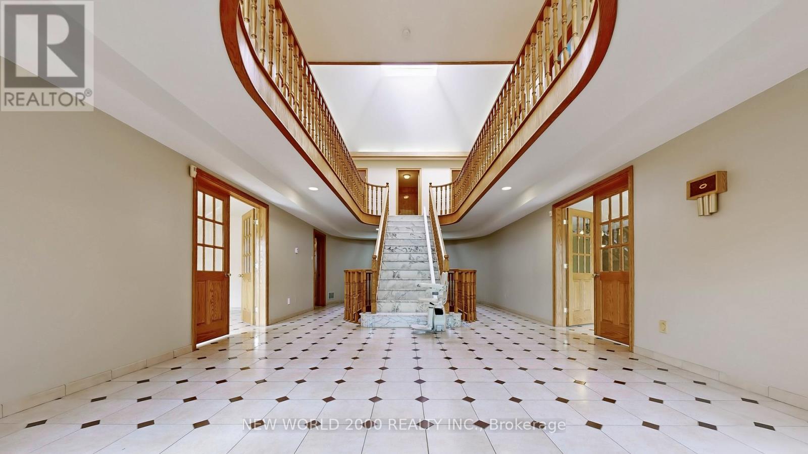 62 Langstaff Road W, Richmond Hill, Ontario  L4C 6N3 - Photo 6 - N12667870