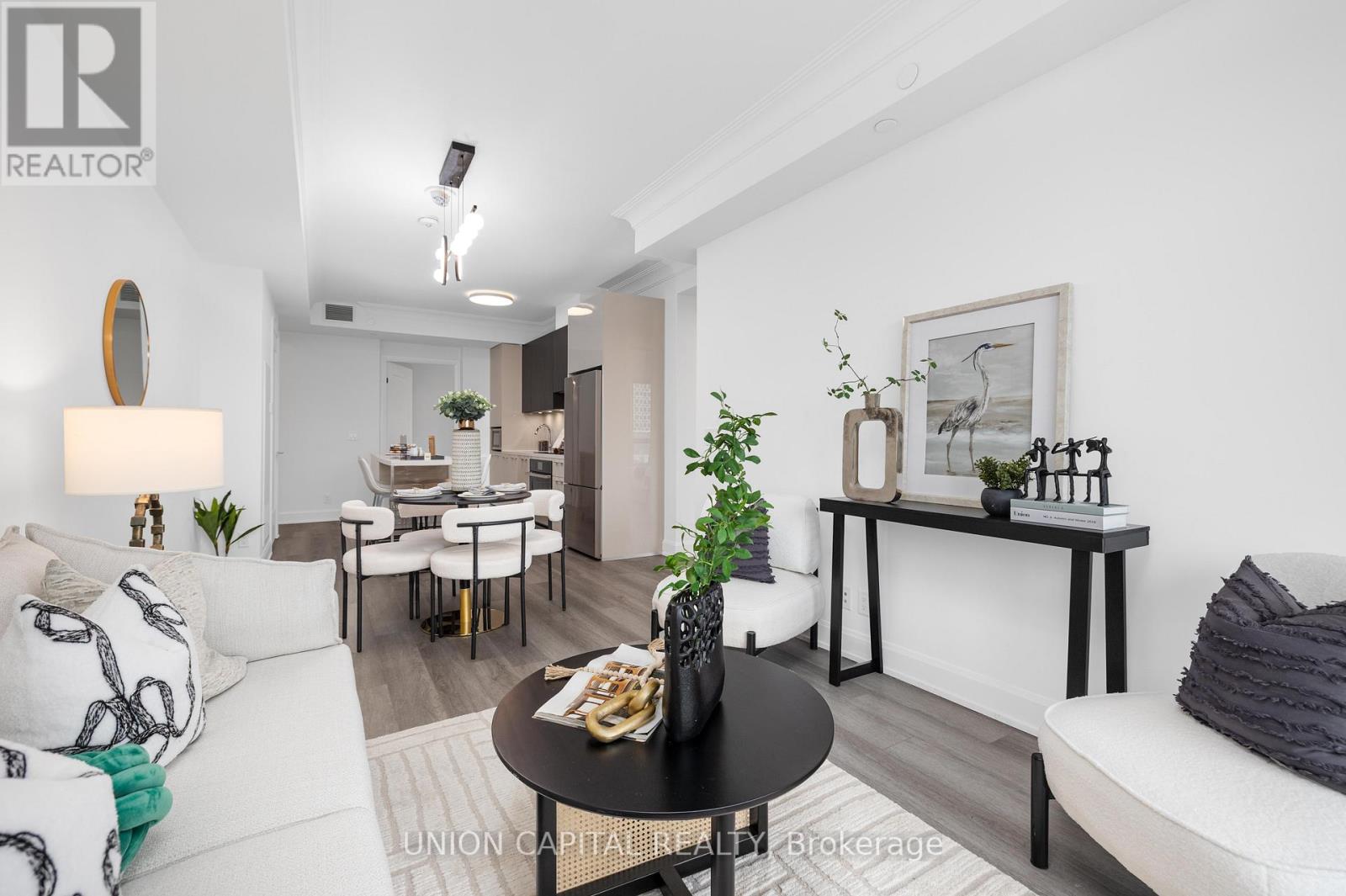 701 - 8 Water Walk Drive, Markham, Ontario  L3R 6L4 - Photo 12 - N12668082