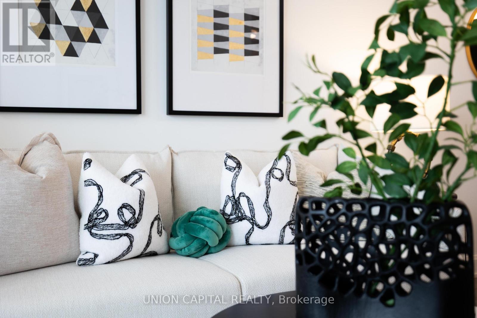 701 - 8 Water Walk Drive, Markham, Ontario  L3R 6L4 - Photo 21 - N12668082