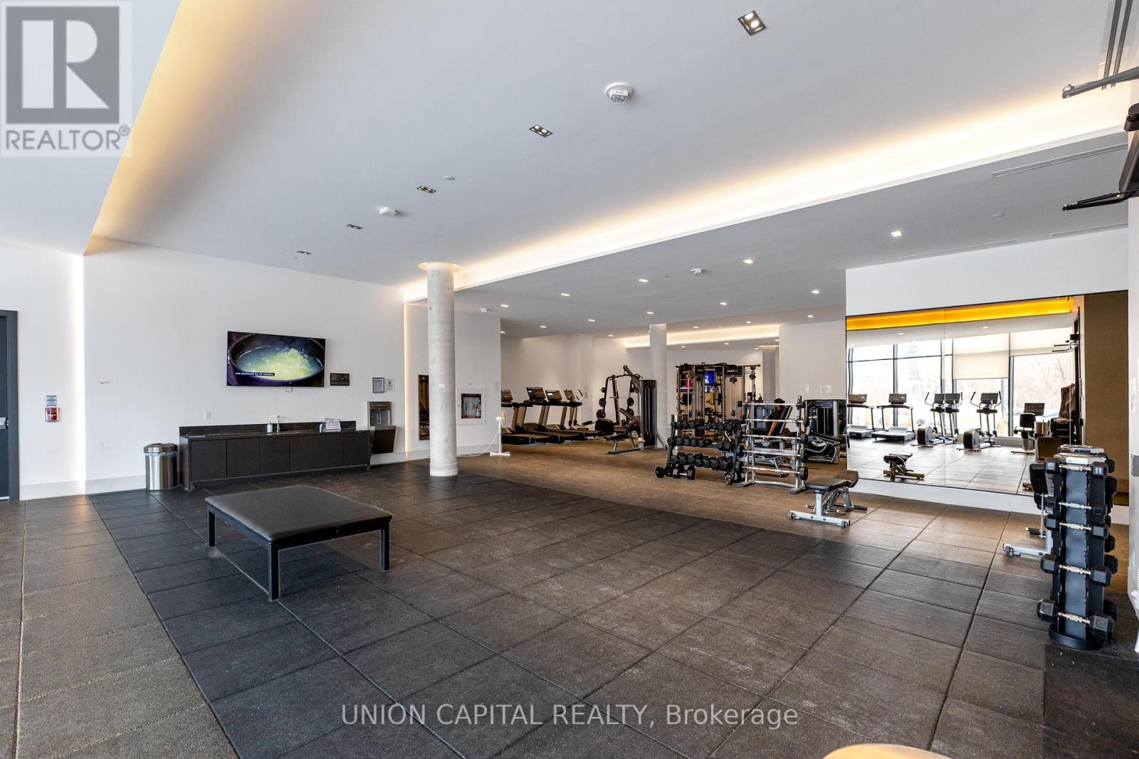 701 - 8 Water Walk Drive, Markham, Ontario  L3R 6L4 - Photo 47 - N12668082