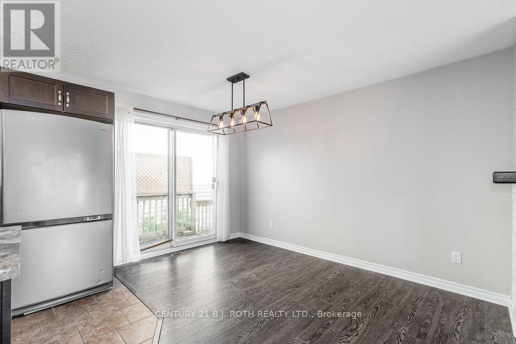 6 Duckworth Street, Essa, Ontario  L0M 1B0 - Photo 10 - N12668086