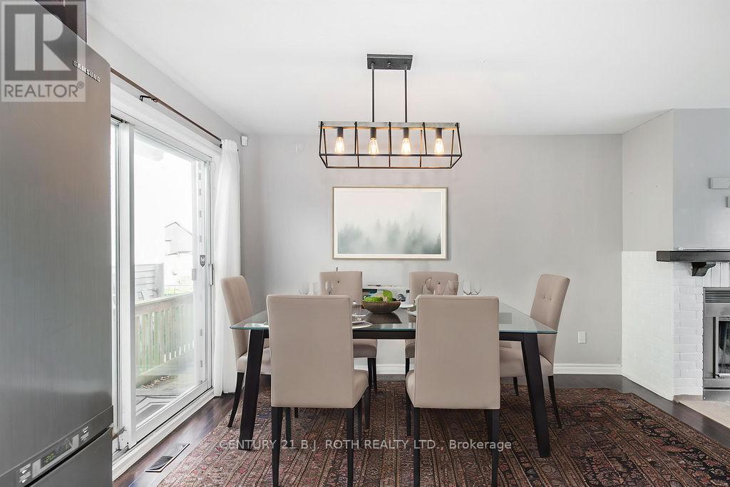 6 Duckworth Street, Essa, Ontario  L0M 1B0 - Photo 11 - N12668086