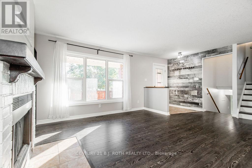 6 Duckworth Street, Essa, Ontario  L0M 1B0 - Photo 13 - N12668086