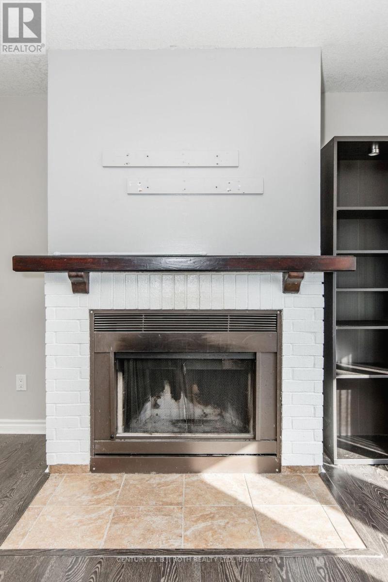 6 Duckworth Street, Essa, Ontario  L0M 1B0 - Photo 16 - N12668086