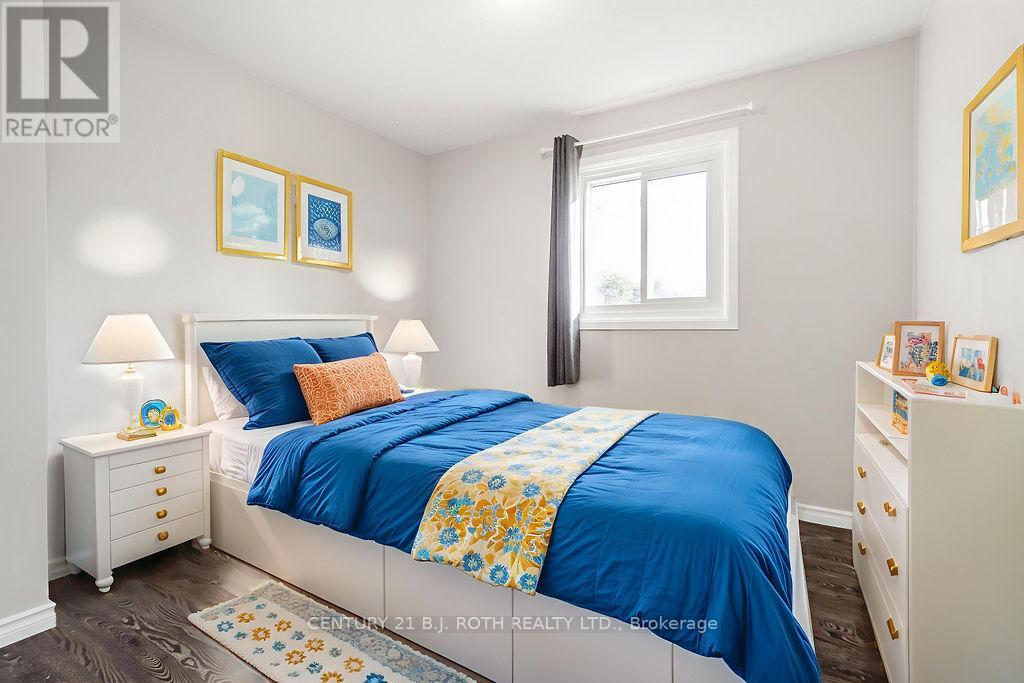 6 Duckworth Street, Essa, Ontario  L0M 1B0 - Photo 19 - N12668086