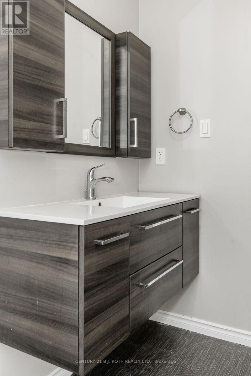 6 Duckworth Street, Essa, Ontario  L0M 1B0 - Photo 22 - N12668086