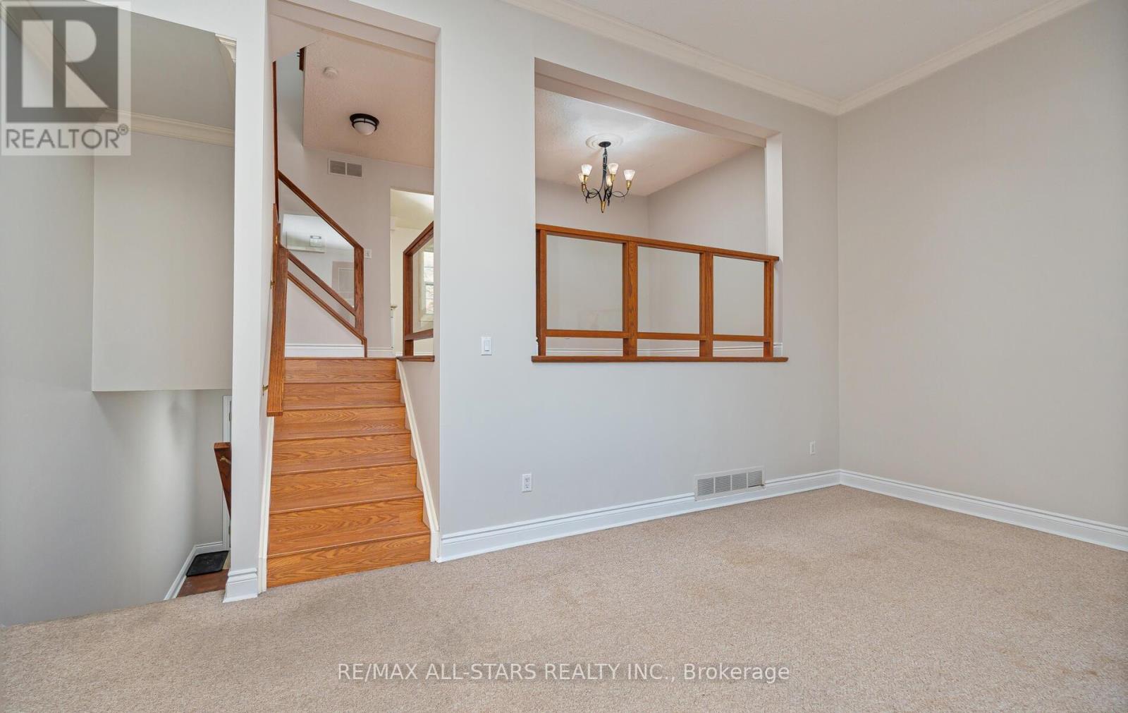 6 Hepworth Way, Markham, Ontario  L3P 3S9 - Photo 10 - N12668108