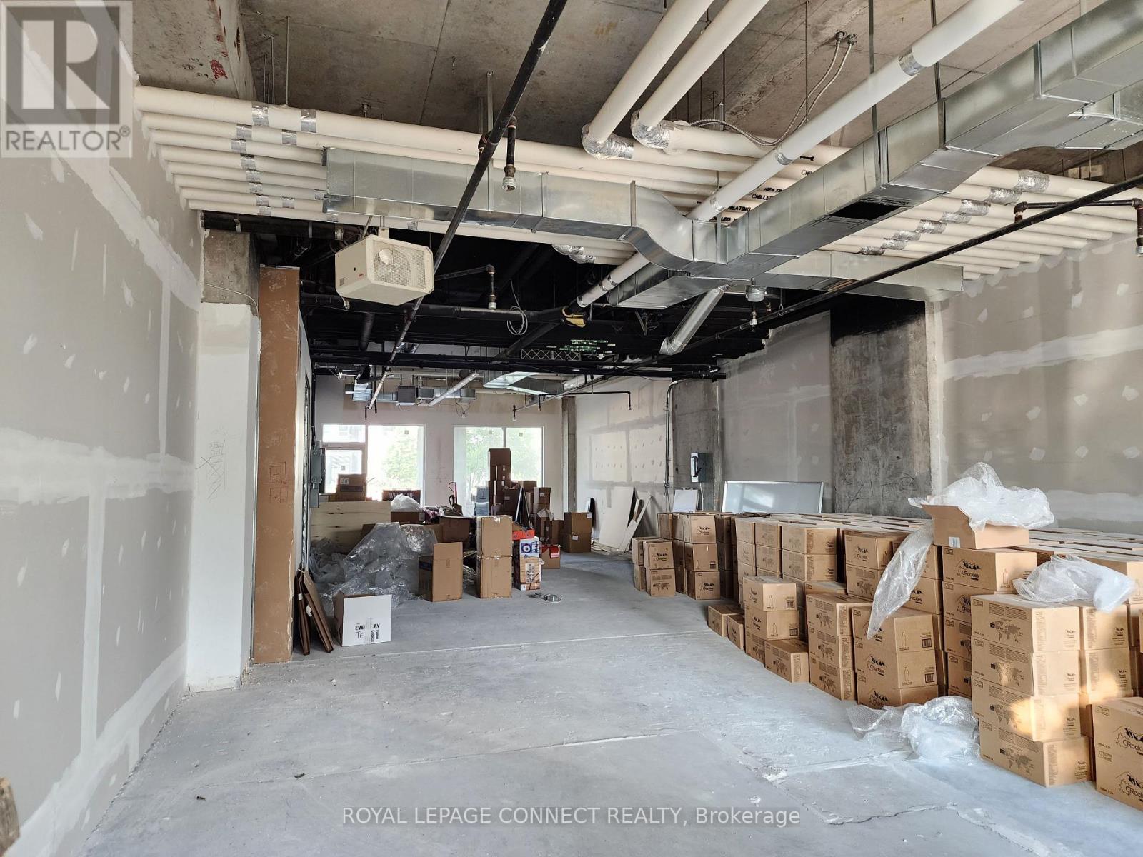 E - 60 South Town Centre Boulevard, Markham, Ontario  L3G 0C5 - Photo 2 - N12668144