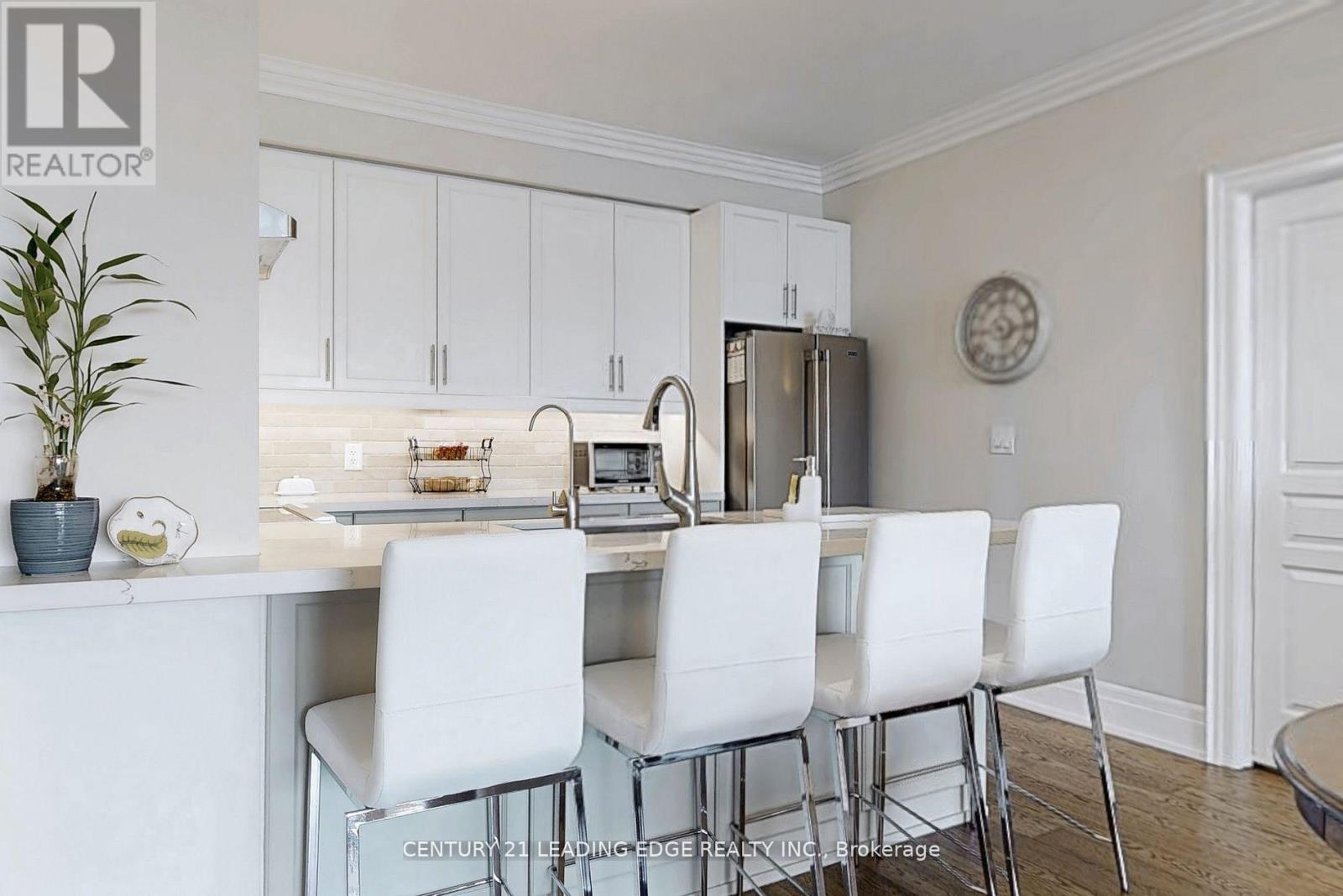 305 - 35 Baker Hill Boulevard, Whitchurch-Stouffville, Ontario  L4A 1P8 - Photo 16 - N12668158