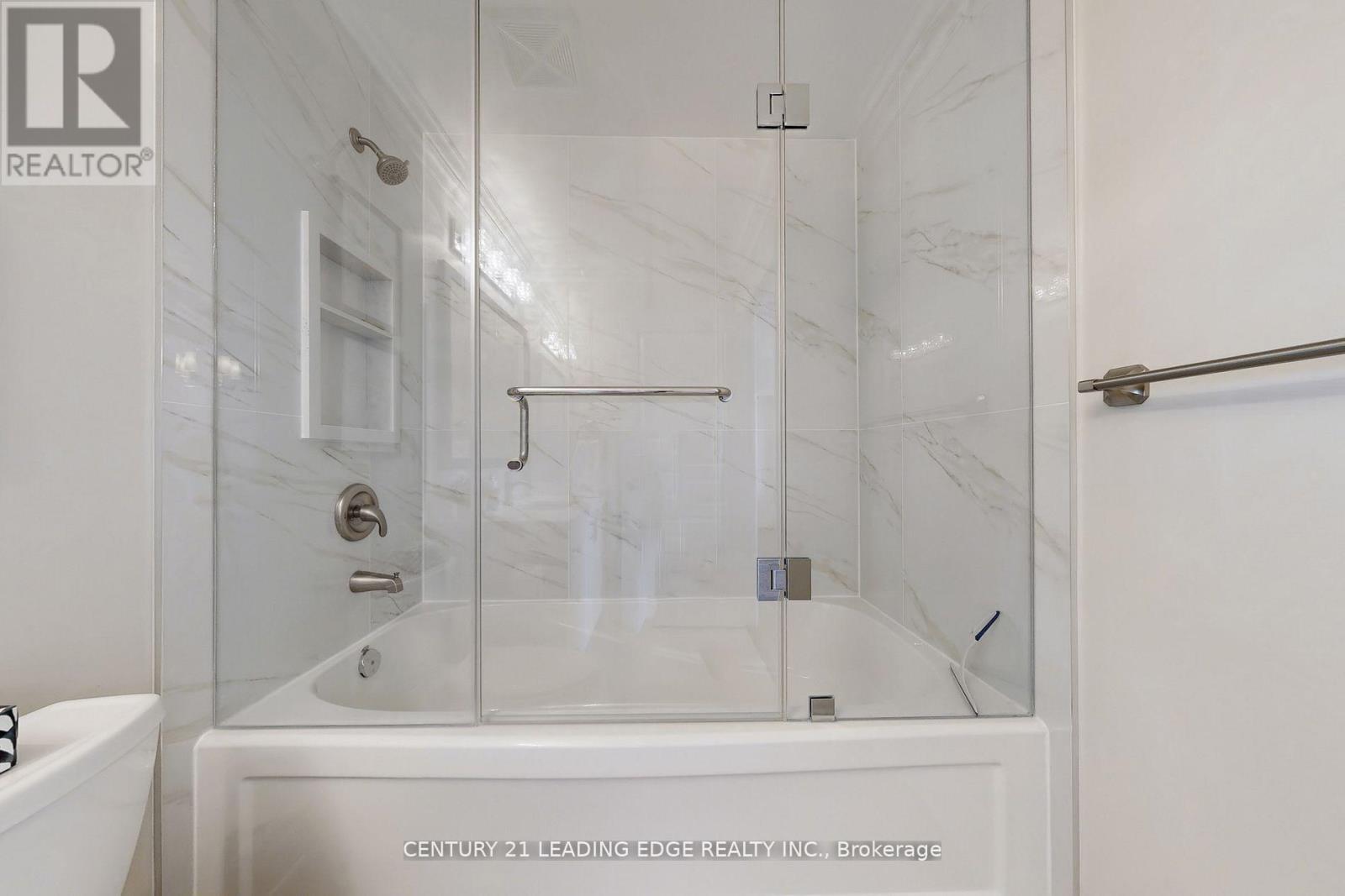 305 - 35 Baker Hill Boulevard, Whitchurch-Stouffville, Ontario  L4A 1P8 - Photo 37 - N12668158