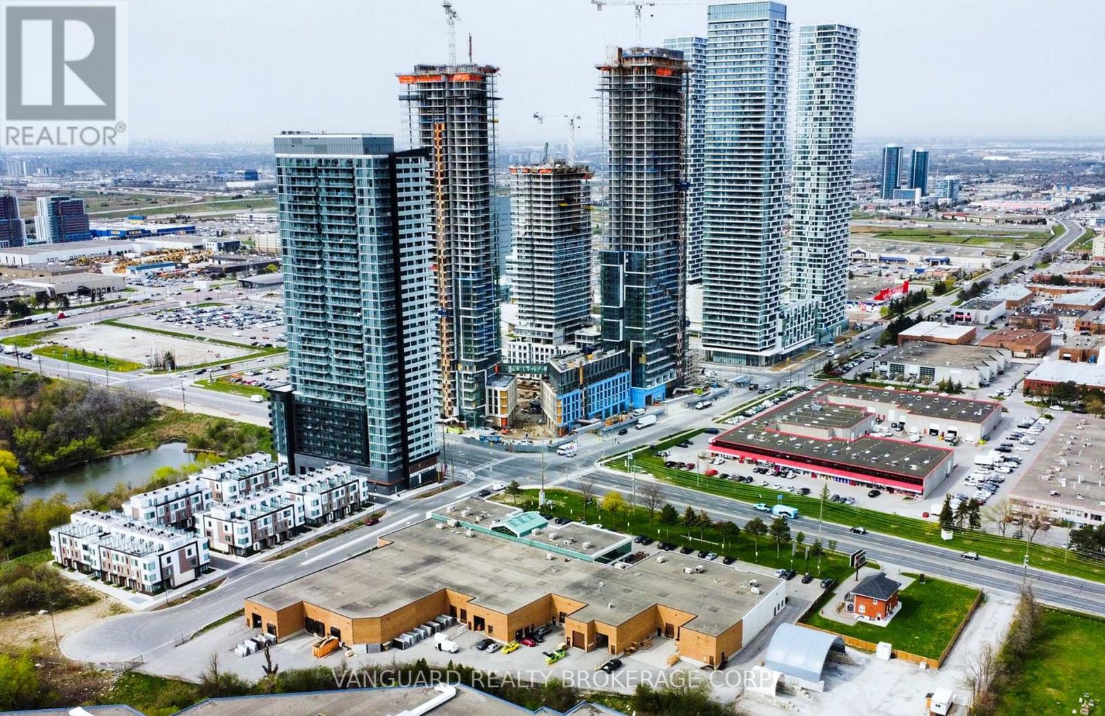 1 - 7941 Jane Street, Vaughan, Ontario  L4K 4L6 - Photo 3 - N12668180