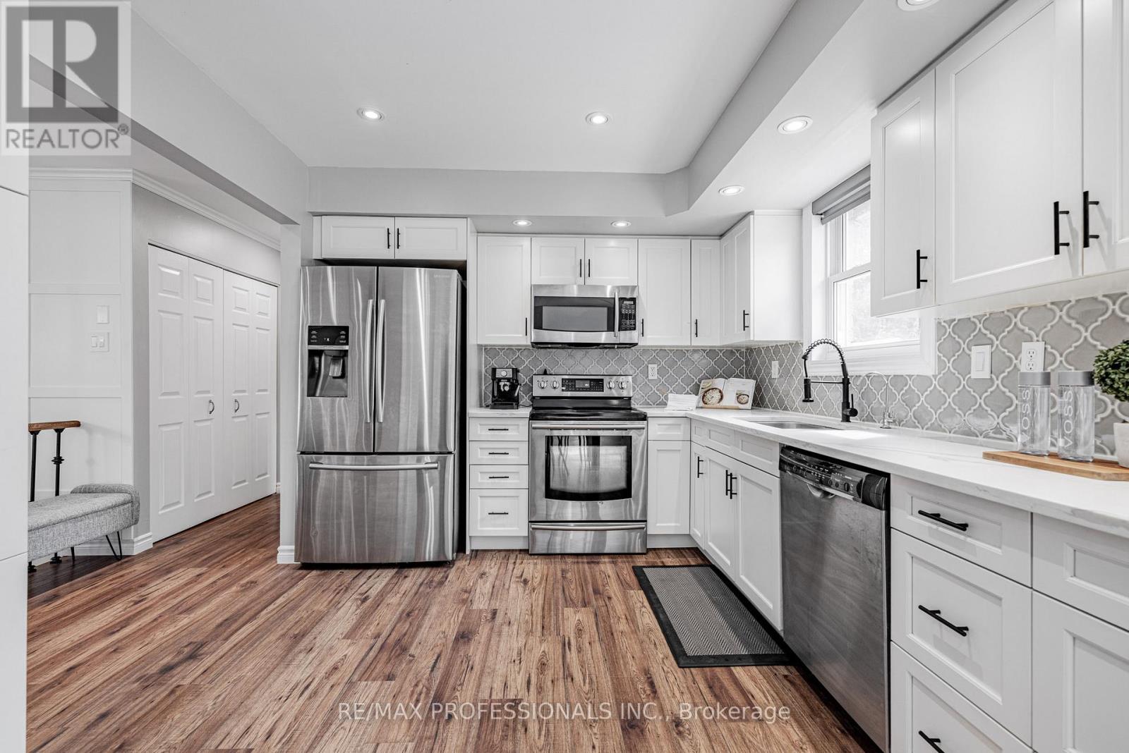 16 Wales Avenue N, Adjala-Tosorontio, Ontario  L0M 1J0 - Photo 10 - N12668208