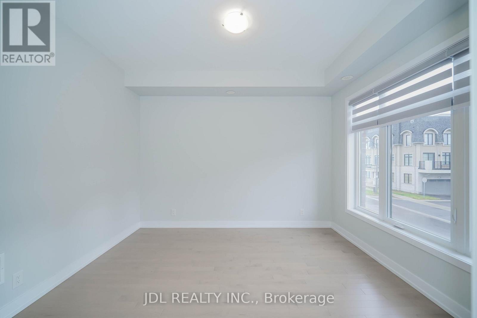 32 Guardhouse Crescent, Markham, Ontario  L6C 3J8 - Photo 13 - N12668274