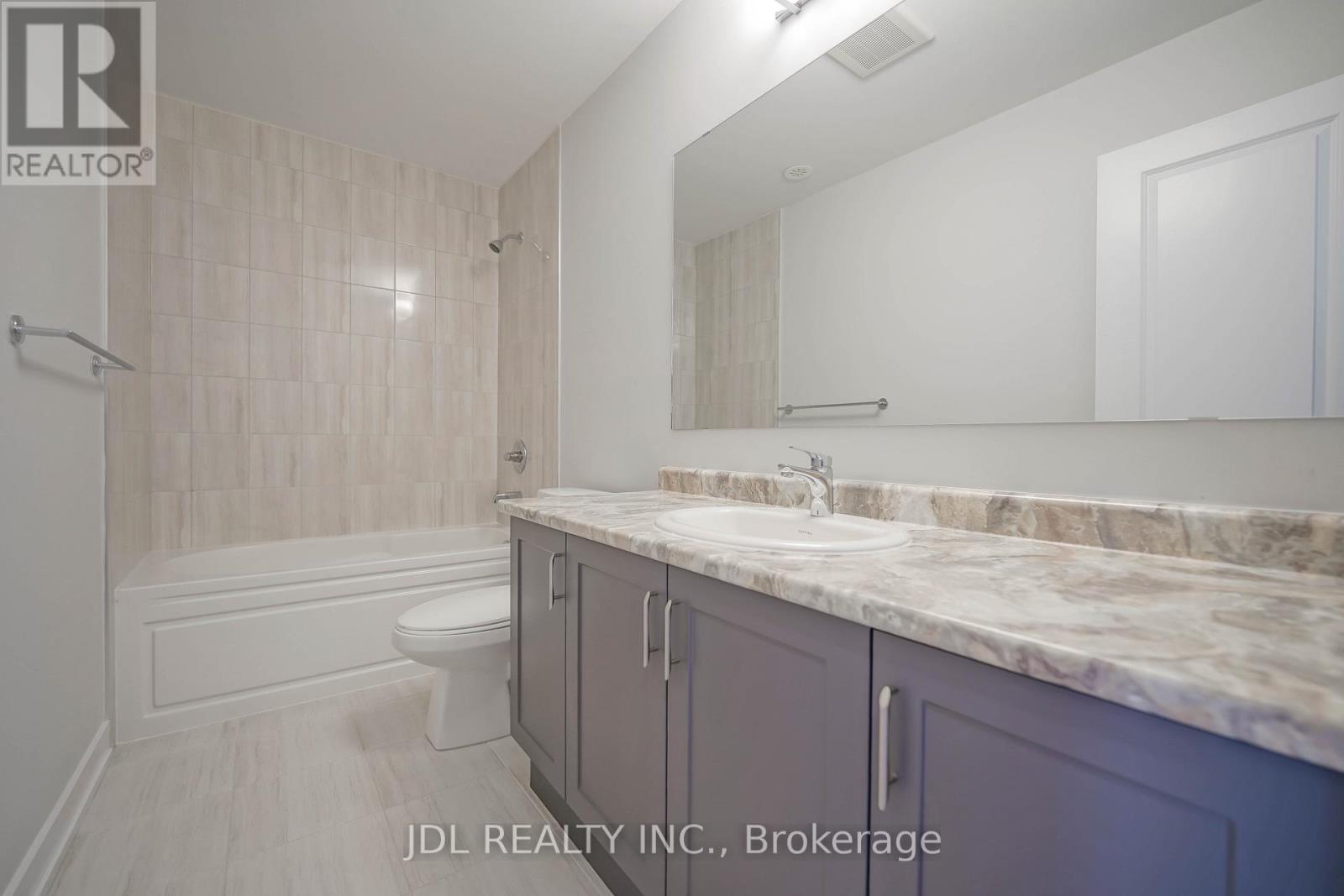 32 Guardhouse Crescent, Markham, Ontario  L6C 3J8 - Photo 23 - N12668274