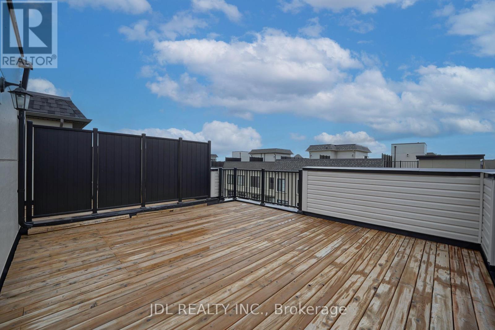 32 Guardhouse Crescent, Markham, Ontario  L6C 3J8 - Photo 35 - N12668274