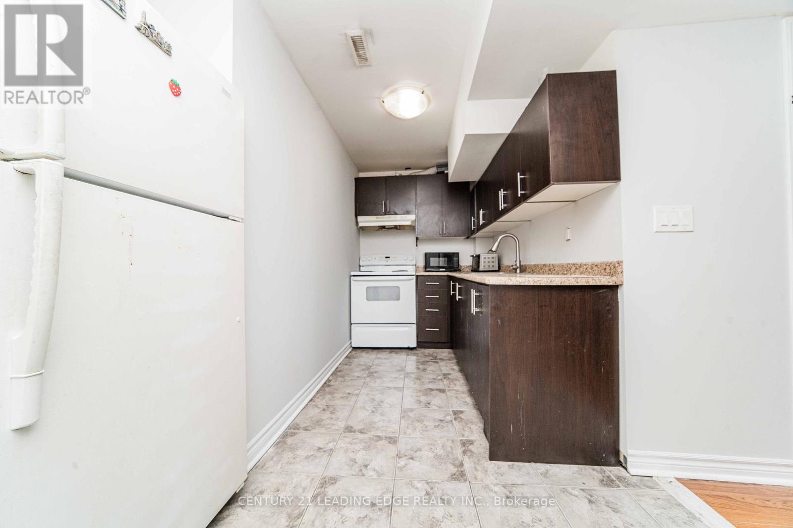 81 Rushmore Court, Markham, Ontario  L3S 3T3 - Photo 11 - N12668286