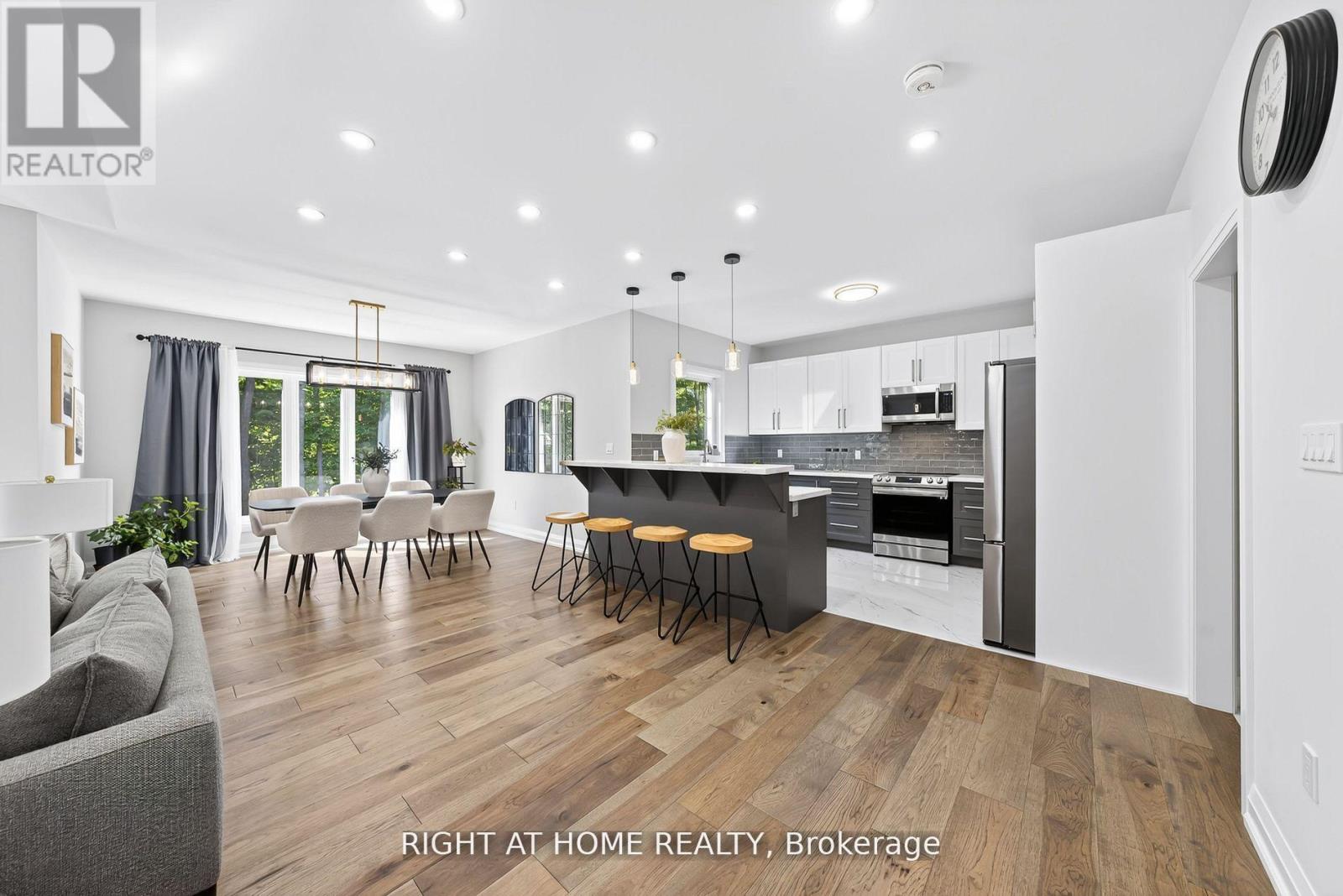 9 Fairlawn Grove, Tiny, Ontario  L9M 0B5 - Photo 7 - S12667930