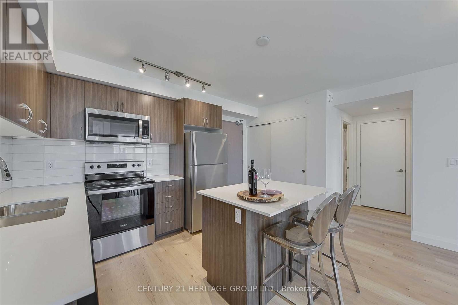 808 - 58 Lakeside Terrace, Barrie, Ontario  L4M 0L5 - Photo 7 - S12667938