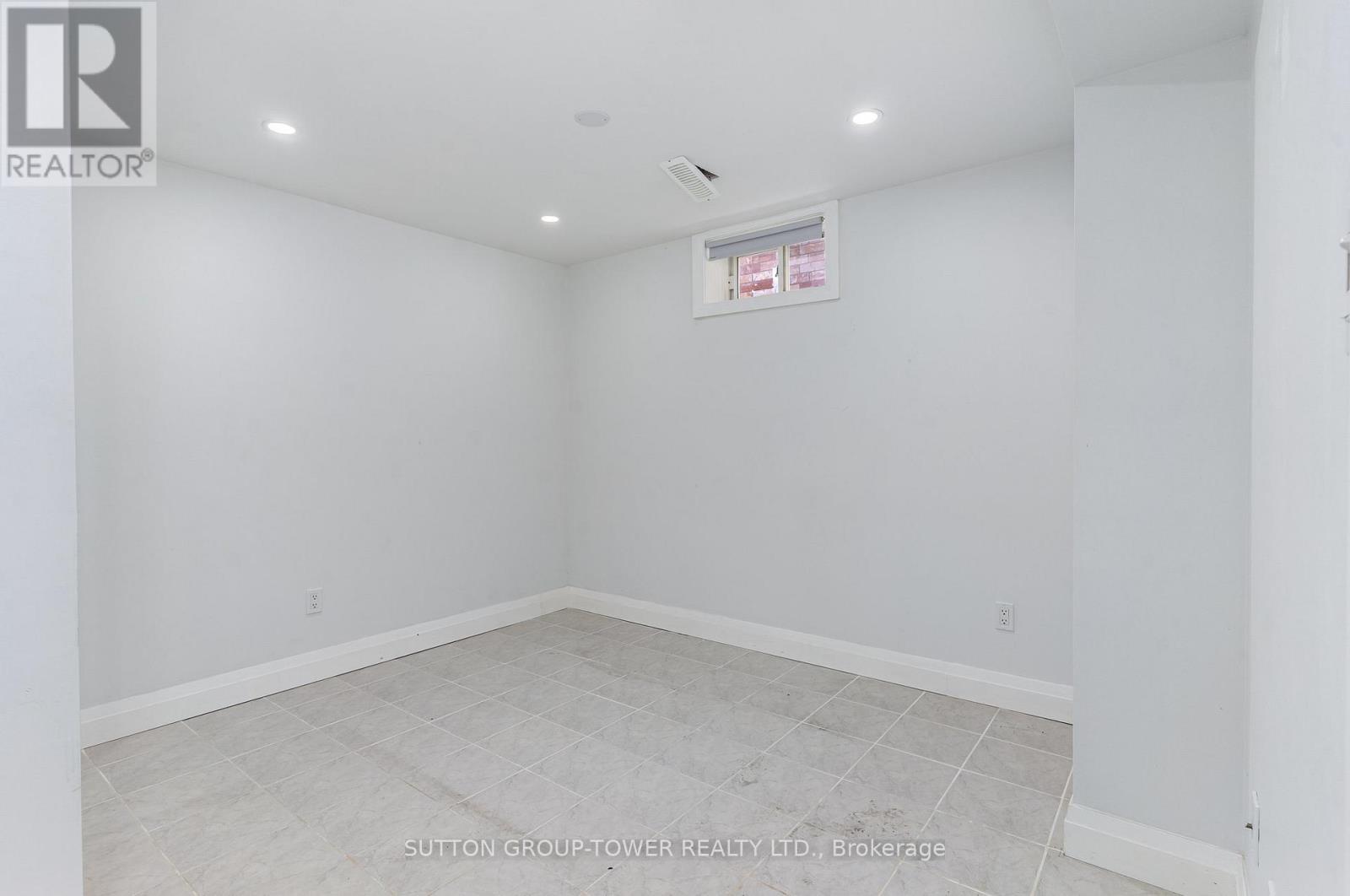 90 Sproule Drive, Barrie, Ontario  L4N 0W6 - Photo 17 - S12668280