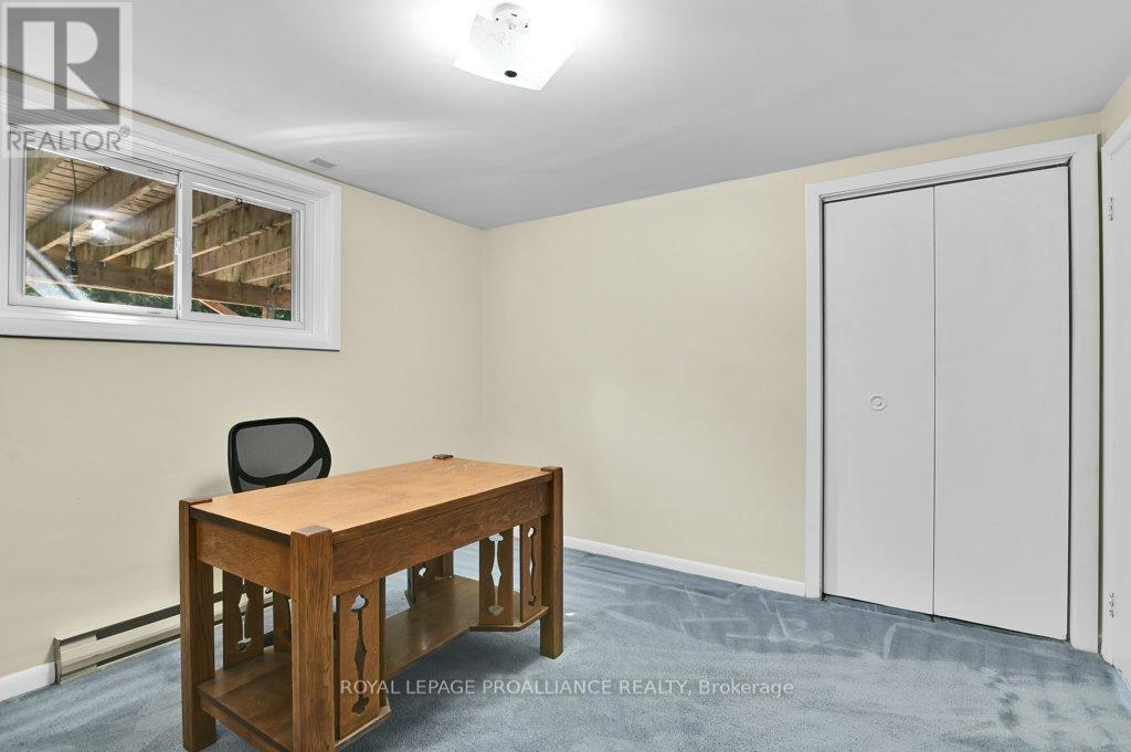 42 Davison Avenue, Brockville, Ontario  K6V 3C2 - Photo 31 - X12461519