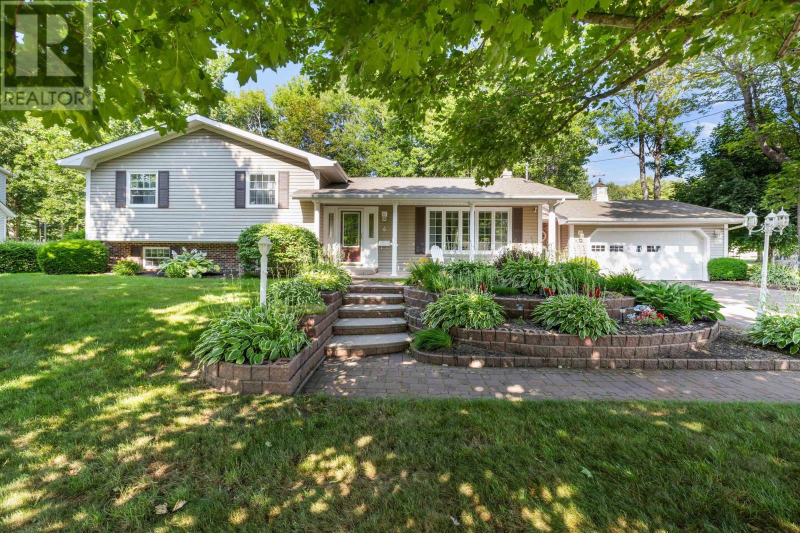 6 Maple Grove Avenue, Charlottetown, Prince Edward Island