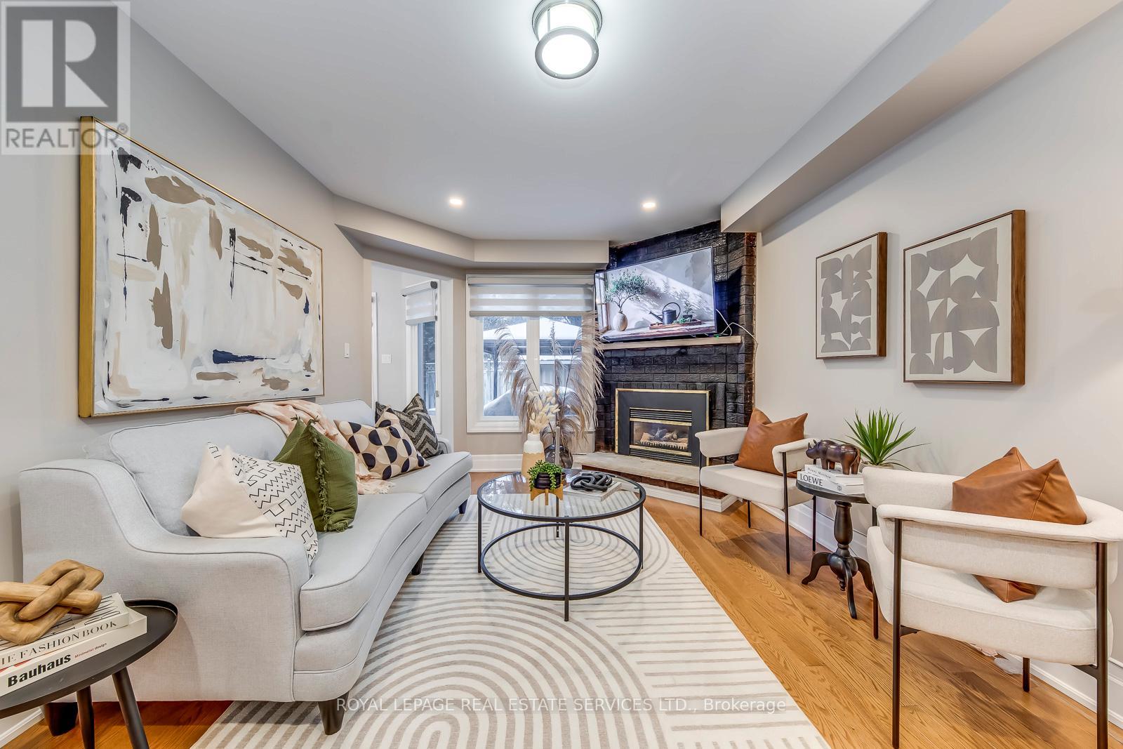 295 Canital Court, Mississauga, Ontario  L4Z 3B7 - Photo 11 - W12666366