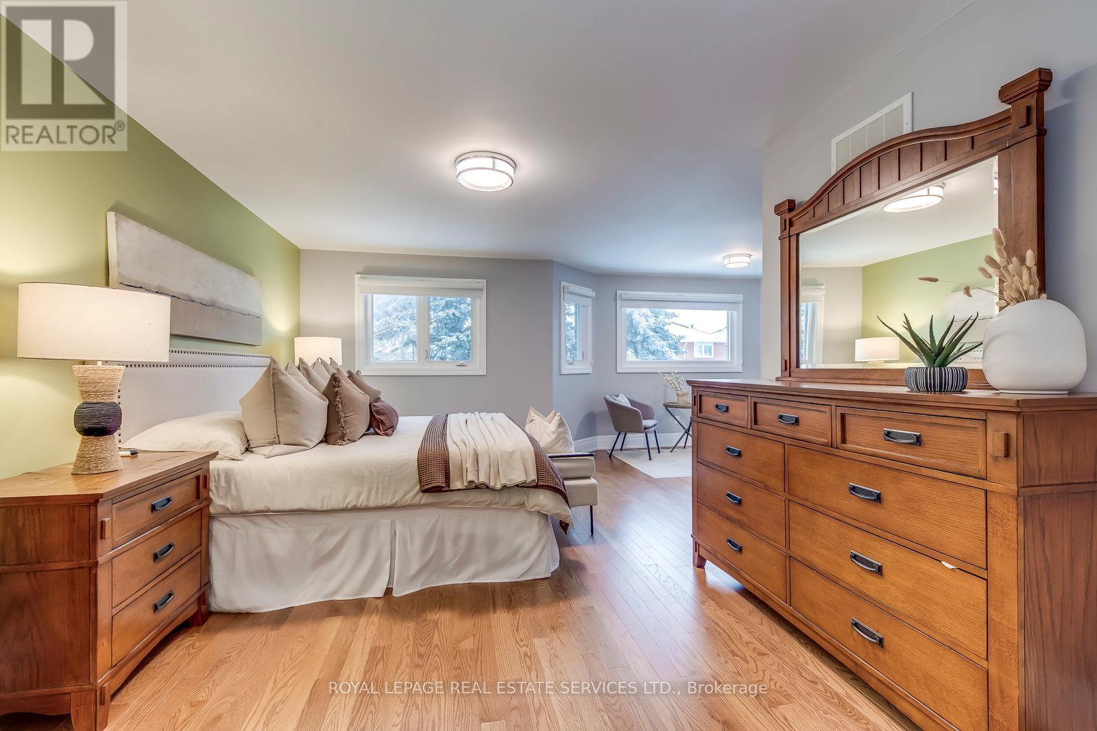 295 Canital Court, Mississauga, Ontario  L4Z 3B7 - Photo 23 - W12666366