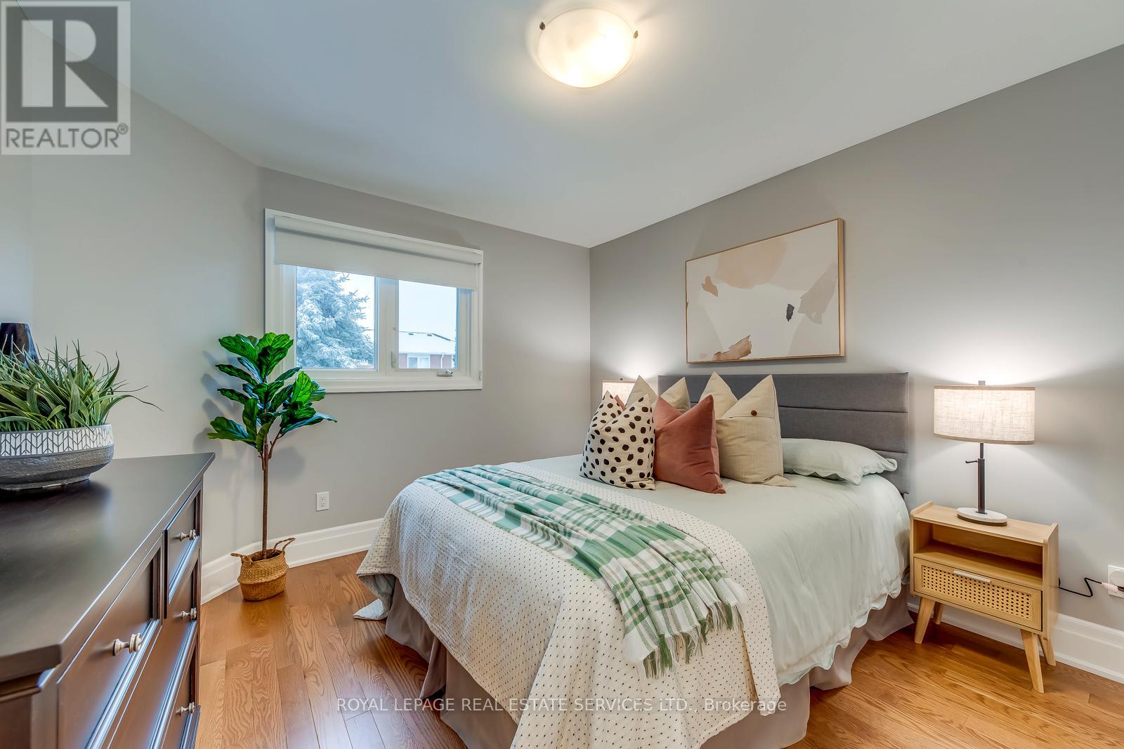 295 Canital Court, Mississauga, Ontario  L4Z 3B7 - Photo 31 - W12666366