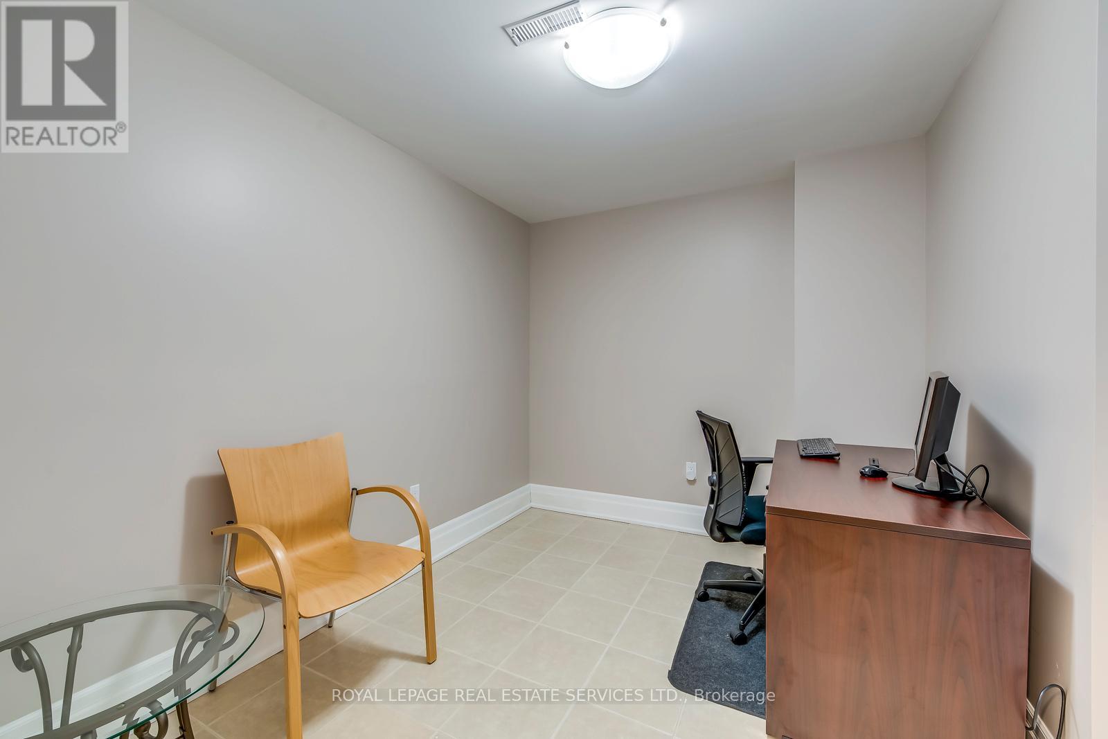 295 Canital Court, Mississauga, Ontario  L4Z 3B7 - Photo 36 - W12666366